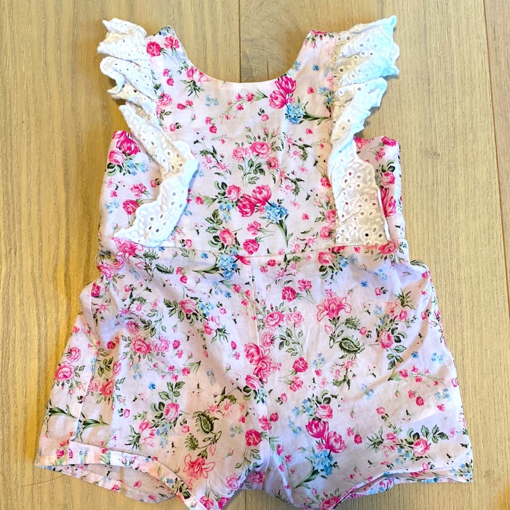 Pippa & Julie baby girl sleeveless onesie